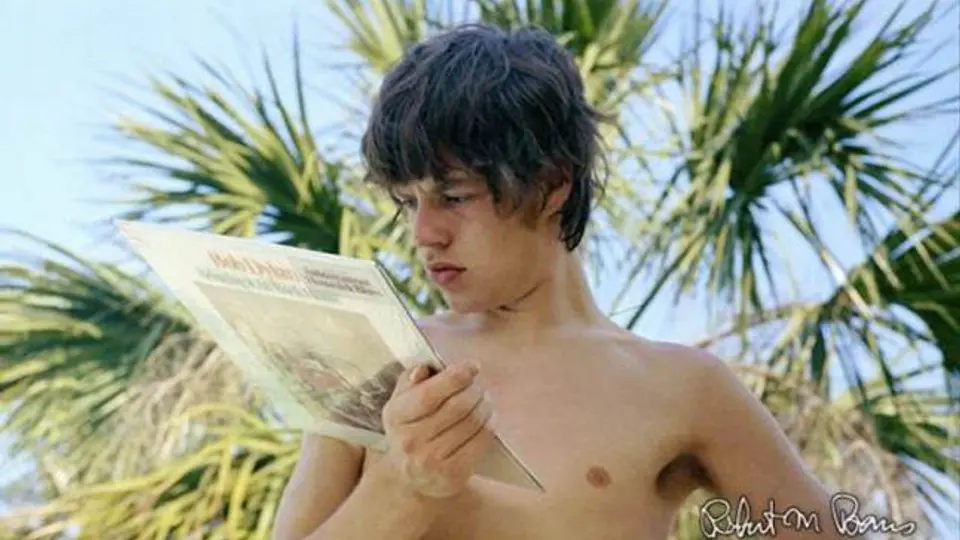 Subastan por internet fotos de los Beatles y los Rolling Stone