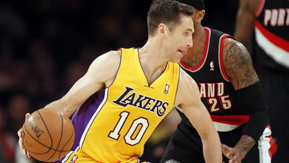 Nash será baja de los Lakers la próxima temporada