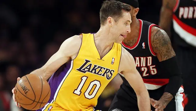 Nash será baja de los Lakers la próxima temporada