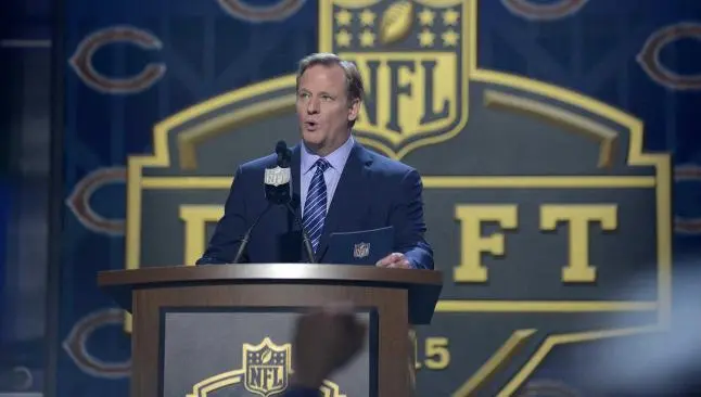 Abogados de Brady amenazan con demandar a Goodell