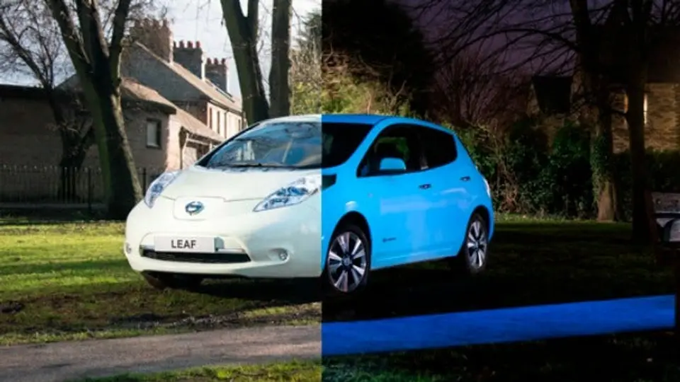 Nissan Leaf, el auto que brilla en la oscuridad