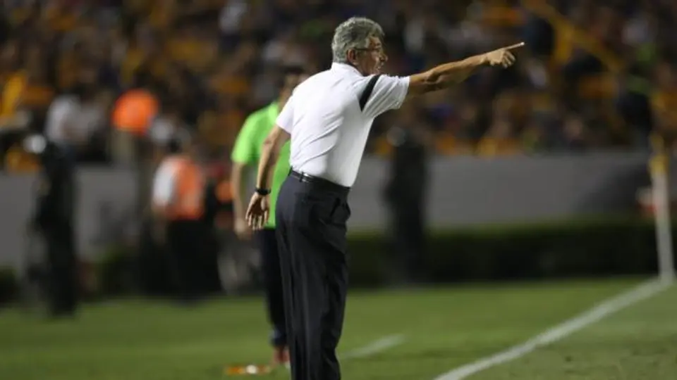 "Soy un soldado y recibo órdenes": Tuca Ferretti