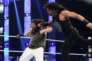 Roman Reigns cobra venganza contra Bray Wyatt