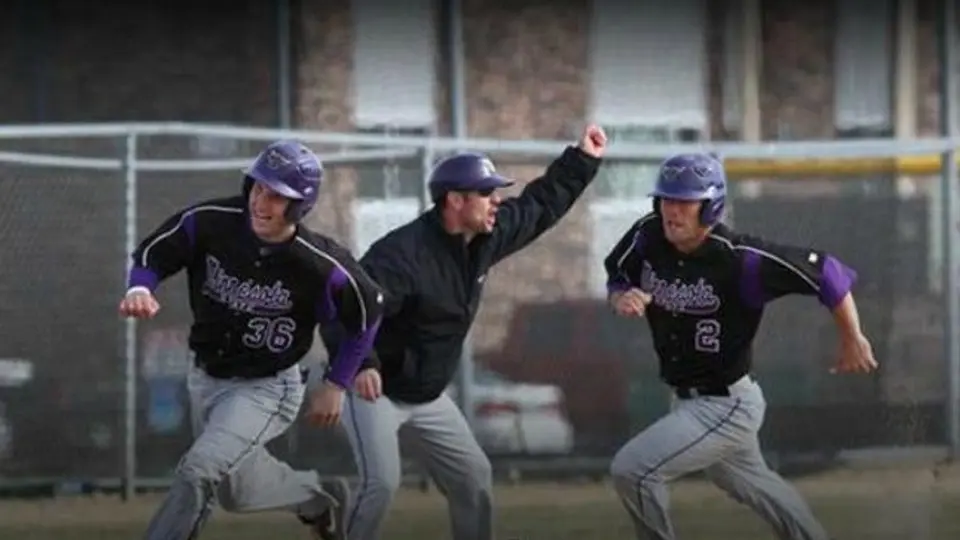 Partido colegial de beisbol termina con 61 carreras
