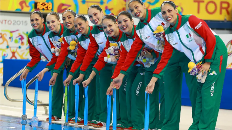 Equipo de nado sincronizado logra tercera plata de México