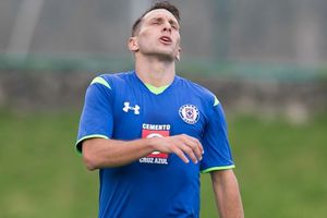 Chaco y Cruz Azul, 'subcampeones' en portada de FIFA 16