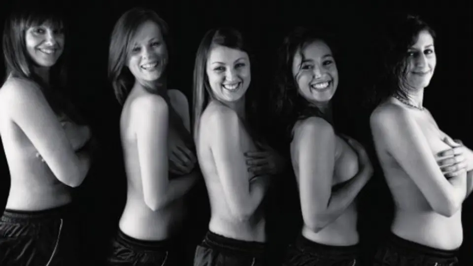 Mujeres árbitros se desnudan para calendario