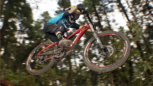 Lorena Dromundo, en la Final del Mundial de Downhil