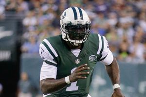 Vick guía a los Jets a victoria sobre Indianapolis