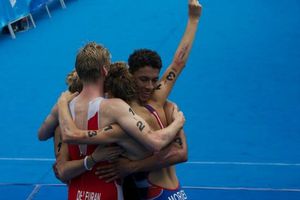 'Euorpa I', oro en Triatlón por Relevos en Nanjing