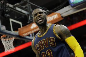 Lebron James acrecienta su leyenda