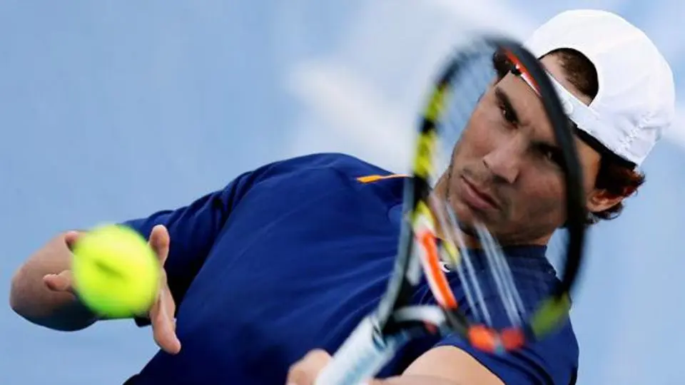 Rafael Nadal reaparece con derrota tras apendicitis