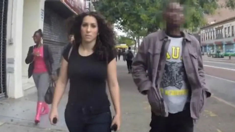 Mujer graba acoso callejero en Nueva York