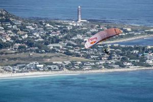 Freestyle flying de Marvin Ogger revoluciona al parapente