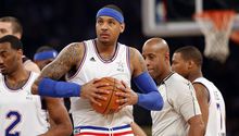 Carmelo Anthony, fuera el resto de la temporada por lesión