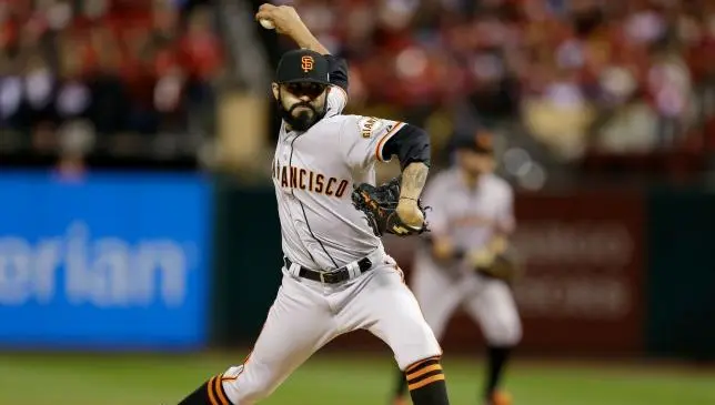 Gigantes abre serie con triunfo sobre los Cardenales
