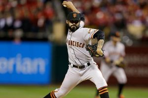 Gigantes abre serie con triunfo sobre los Cardenales