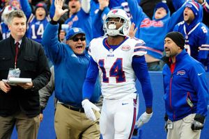 Búfalo consigue victoria en el último segundo