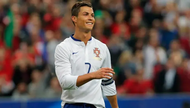 Niño ayudado por CR7 tras Tsunami ficha con Sporting