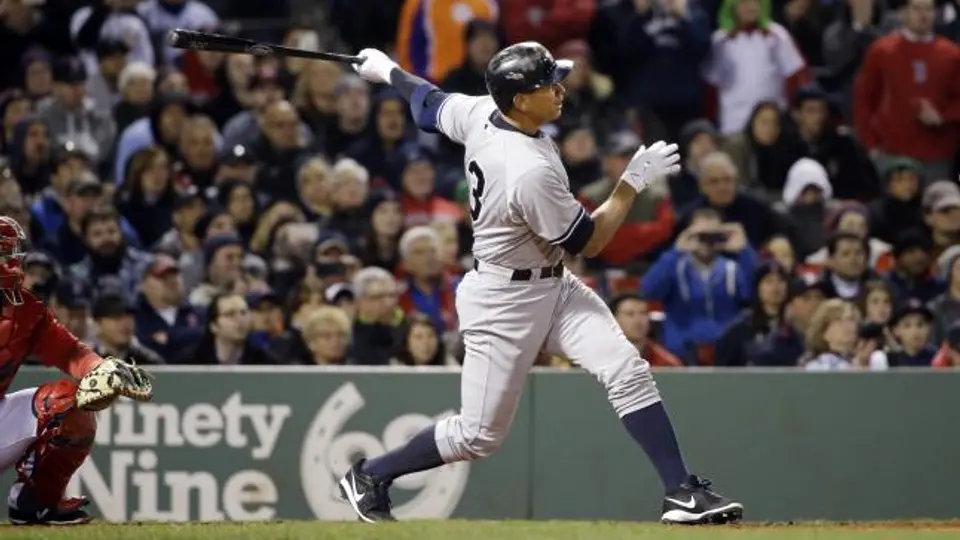 A-Rod iguala a Mays en cuarto lugar histórico de jonroneros