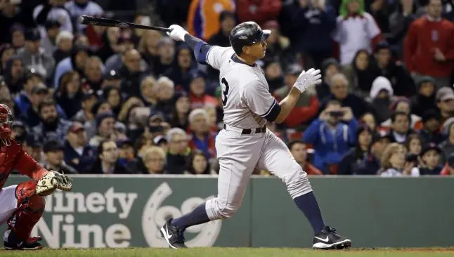 A-Rod iguala a Mays en cuarto lugar histórico de jonroneros