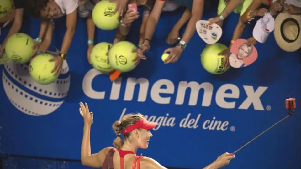 Prohíben selfie-sticks' durante Wimbledon
