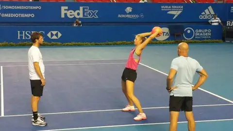 Maria Sharapova llega a Acapulco y entrena para el AMT