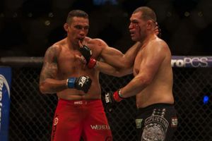 Werdum afronta suspensión médica de 6 meses