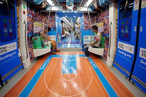 Convierten tren de Nanjing en escenarios deportivos