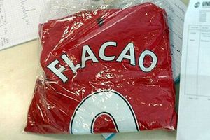 Manchester United se equivoca en el nombre de Falcao