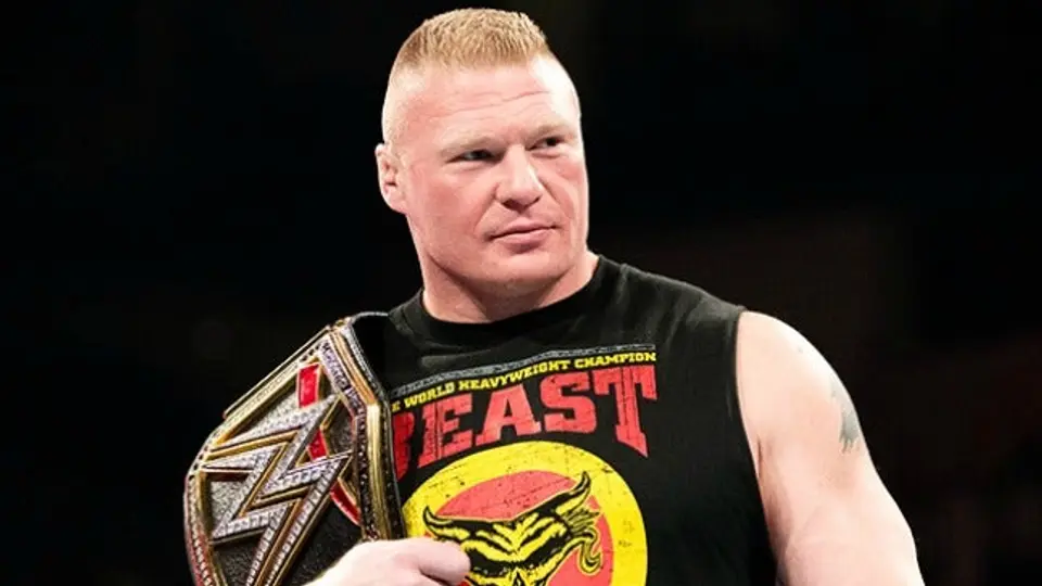 Lesnar renueva con WWE y le cierra las puertas a la UFC
