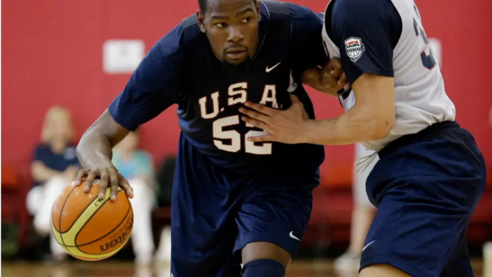 Kevin Durant se da de baja para el Mundial