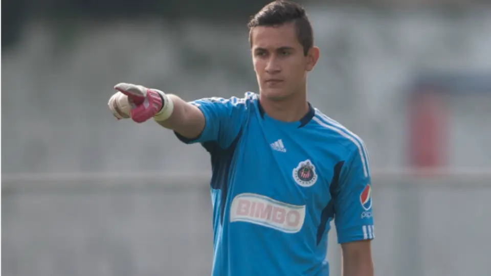 Raúl Gudiño, portero de Chivas, cedido al Porto