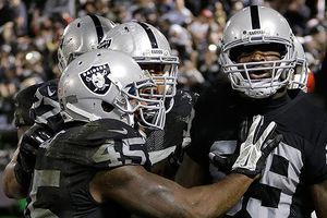 Raiders logra su primera victoria de la temporada