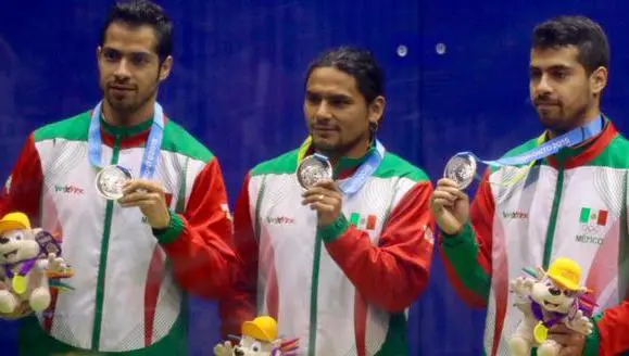 México suma medalla de Plata por equipos en el squash