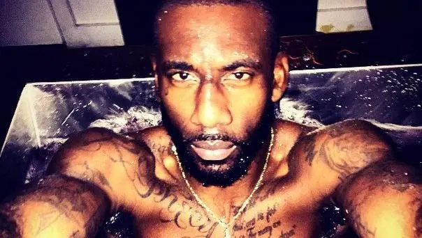 Stoudemire presume baños de vino tinto