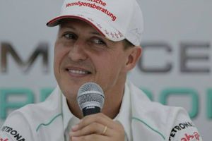 Schumacher ya está en silla de ruedas