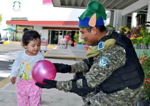 Duendes se encargan de la seguridad en Veracruz