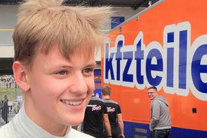 Hijo de Schumacher gana su primera carrera de F4