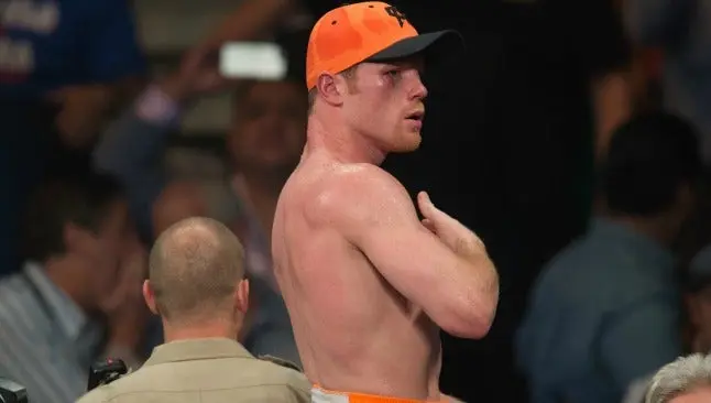 Canelo cambia de televisora y se va a TV Azteca