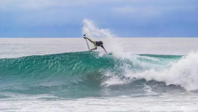 Arranca el Mundial de surf del 50 aniversario de la ISA
