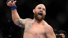 Peleador de UFC, acusado de violencia doméstica