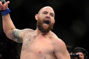 Peleador de UFC, acusado de violencia doméstica