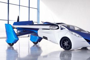 Primer auto volador será comercializado en 2016
