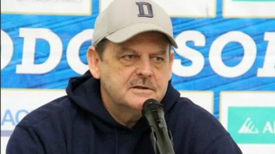 Ex entrenador de Fuerza Regia, buscado por distribuir cocaína