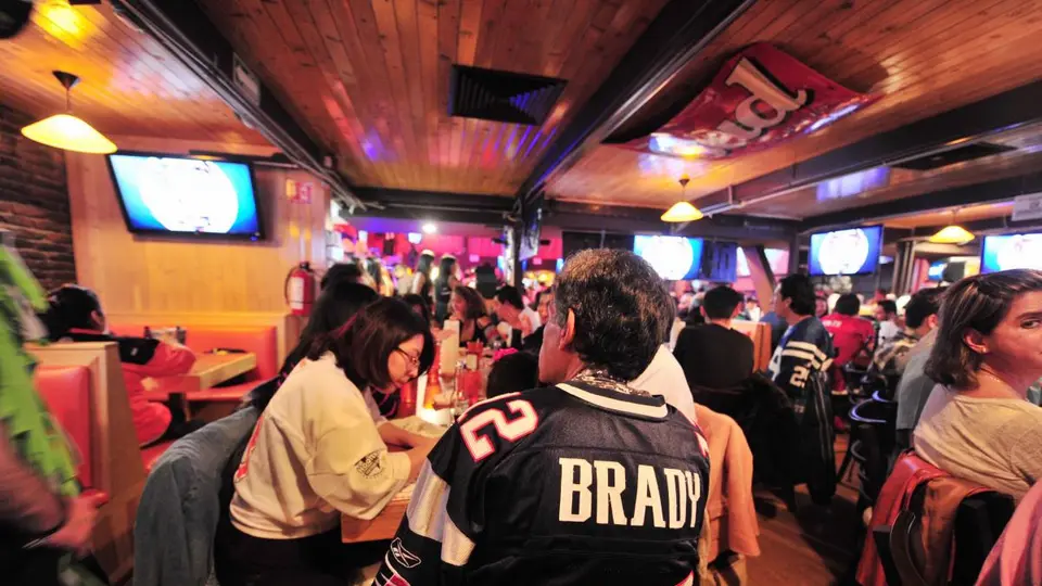 La intensidad del SB XLIX se vivió con todo en Hooters
