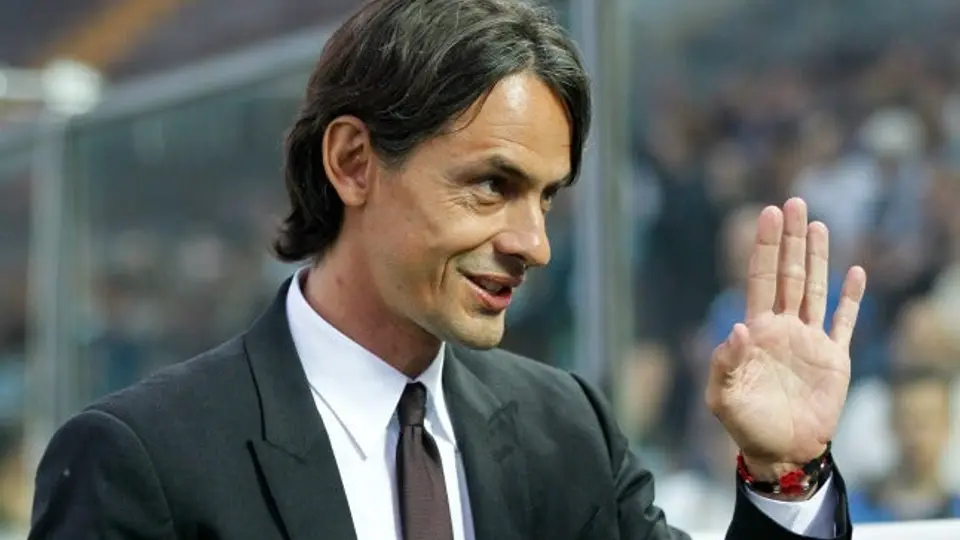 Filippo Inzaghi, destituido como director técnico del Milan