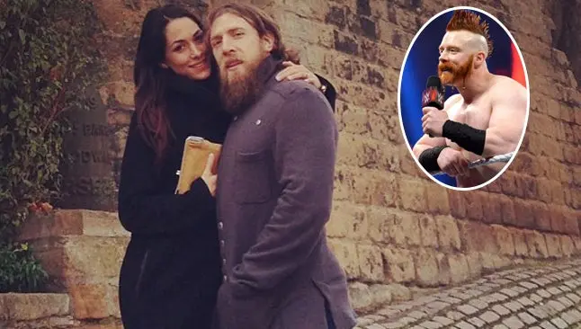 Sheamus encuentra a Daniel Bryan y Brie Bella teniendo sexo
