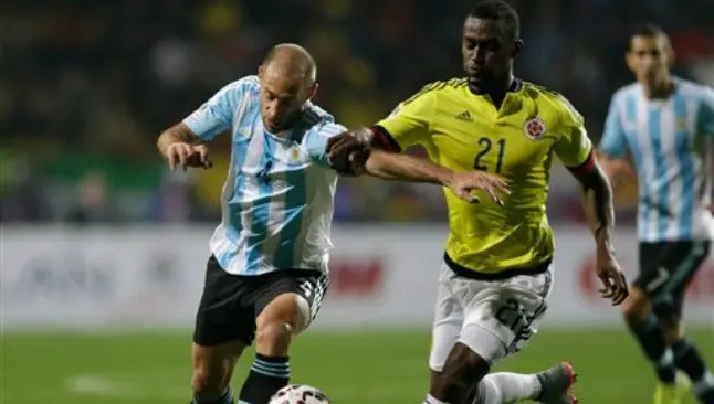 Jackson Martínez contra Argentina en Copa América 2015 | AP