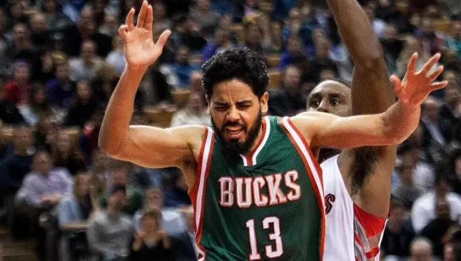 Jorge Gutiérrez firma nuevo contrato con Bucks